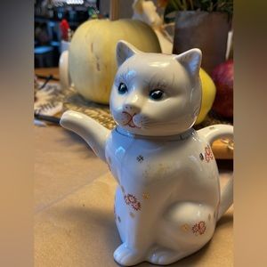 Vintage Cat Creamer.